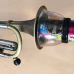 Ein Bierflaschen-Recycling-Trompeten-Dämpfer im Test